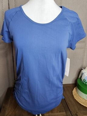 Athleta Speedlight Tee Chrome Blue